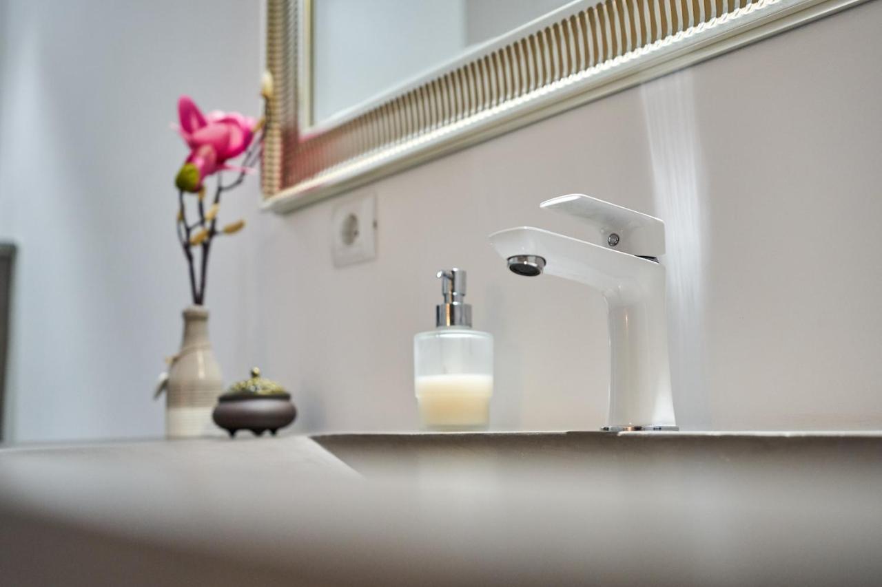 Nb Boutique Hotel Тузла Екстериор снимка