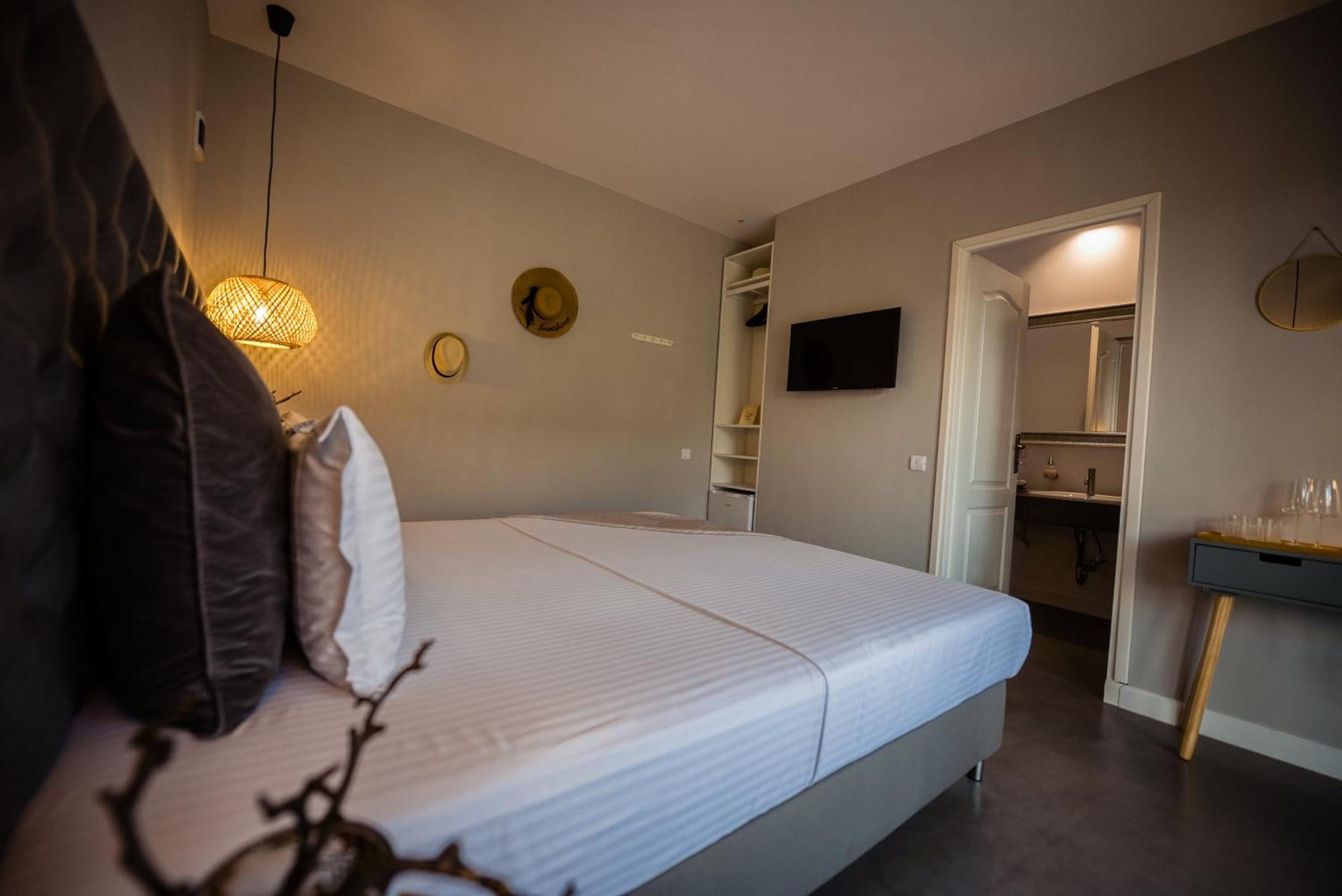 Nb Boutique Hotel Тузла Екстериор снимка